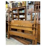 Willett Lancaster County Full Maple Poster Bed &