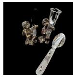 Pair Cherrub Bud Vases, Mailway Letter Opener &