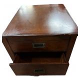 Lift Top Side Table wï¿½ Drawer