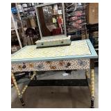 Butterfly Decirated Table/Vanity wï¿½ Mirror