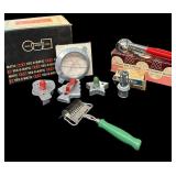 Vintage Veg-o-Matic wï¿½xtras, old Juicer, Ice