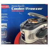 Rubbermaid Thermo-Electric Cooler/Freezer
