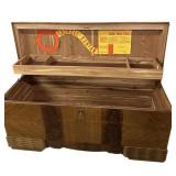 Caswell-Runyan Cedar Hope Chest wï¿½ Key