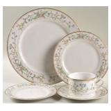 68 Pc Farberware Wellesley Fine China