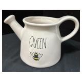 RAE DUNN QUEEN BEE Water Can