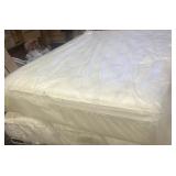 Queen Sealy Pillow Top Mattress ( Note Does Have
