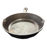 Cast Iron Lodge Skillet