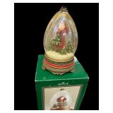 Hallmark Vintage Musical Water Globe