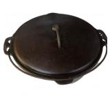 # 8 USA Cast Iron Dutch Oven