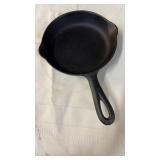 #3 GRISWOLD 70 S B Cast Iron Skillet