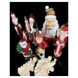 25 pc Good Christmas:  Wood Santaï¿½s, Bisque