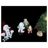Tabletop Tree, 3 Santaï¿½s & Snowman