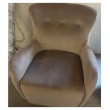 Estate Accent Chair