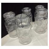 (5) Ball Mason Jars wï¿½ Glass Lids