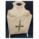 Estate Magazine Rack