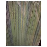 8 x 10 ï¿½ Green Decore Reversible Outdoor Rug