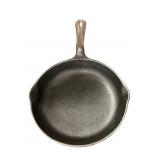 Wagner Ware 8 ï¿½  Cast IRON SKILLET