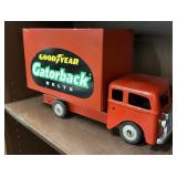 14 ï¿½ GOODYEAR GATORBACK BELTS ADV TRUCK