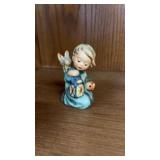 VINTAGE GOEBEL HUMMEL Angel wï¿½ Lantern