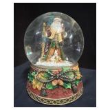 Musical Santa Snowglobe