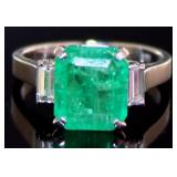 Platinum 2.99 ct Natural Emerald & VS Diamond Ring