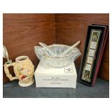 SALAD set with Servers Avon Farher Christmas