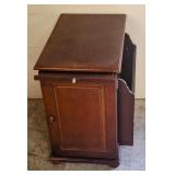 Magazine stand