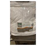 King - True North  White Down Comforter