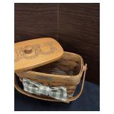 Longaberger basket single lined with lid 5x9