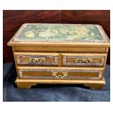 Jewelry Box with jewelry