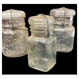 (2) Pint Ball Ideal Jar wï¿½ Glass Lids & Smaller