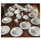 Noitake Service Of 12 Dish Set