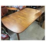 Estate 60-in Dining Room Table