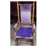 ANTIQUE ROCKING CHAIR