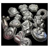 (12) Wilton Cake Pans: Superman, Bunny, Bearï¿½.