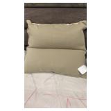 ID XL Folding Pillow