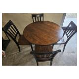Kitchen Table 4 Chairs