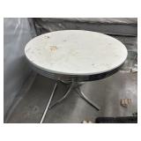 Pre-Owned Retro Looking Table -
