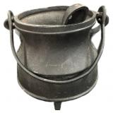 5 '  Footed Cast Iron Kettle