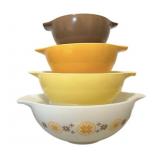 Town & Country 4 pc Pyrex Mixing Bowls