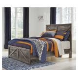 Full Wynnlow Crossbuck Panel Bed