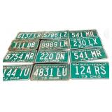 (12) Vintage License Plstes