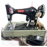 WHITE Portable 760 Sewing Machine