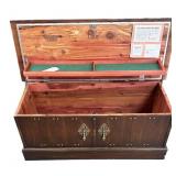 Beautiful Cedar Blanket Chest wï¿½ Key