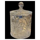 8 ï¿½ Crystal Clear Madrid Lidded Biscuit Jar
