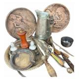 Wall Plaques, Tankards, Utensiks