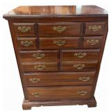 American Drew Q Bed, Dresser, Chest & 2 Night