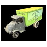 ERTL DIE CAST VINTAGE JOHN DEERR BANK
