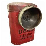 DAD!s ELECTRIC LANTERN