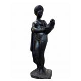 24 ï¿½ African Female Statue